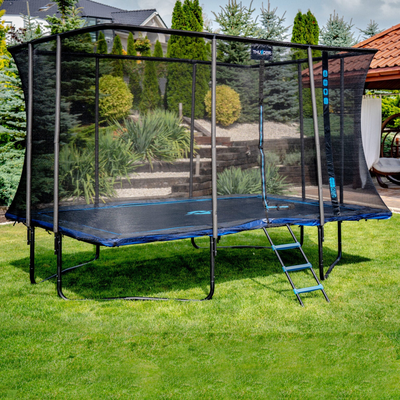 Thunder Pro 11ft x 16ft Trampoline