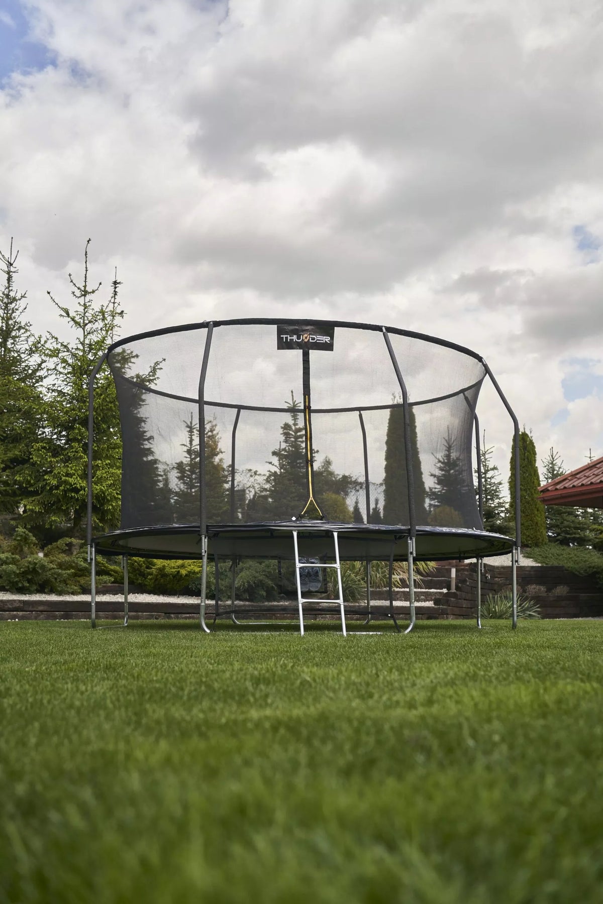 Trampoline (16ft Diameter) Free shipping